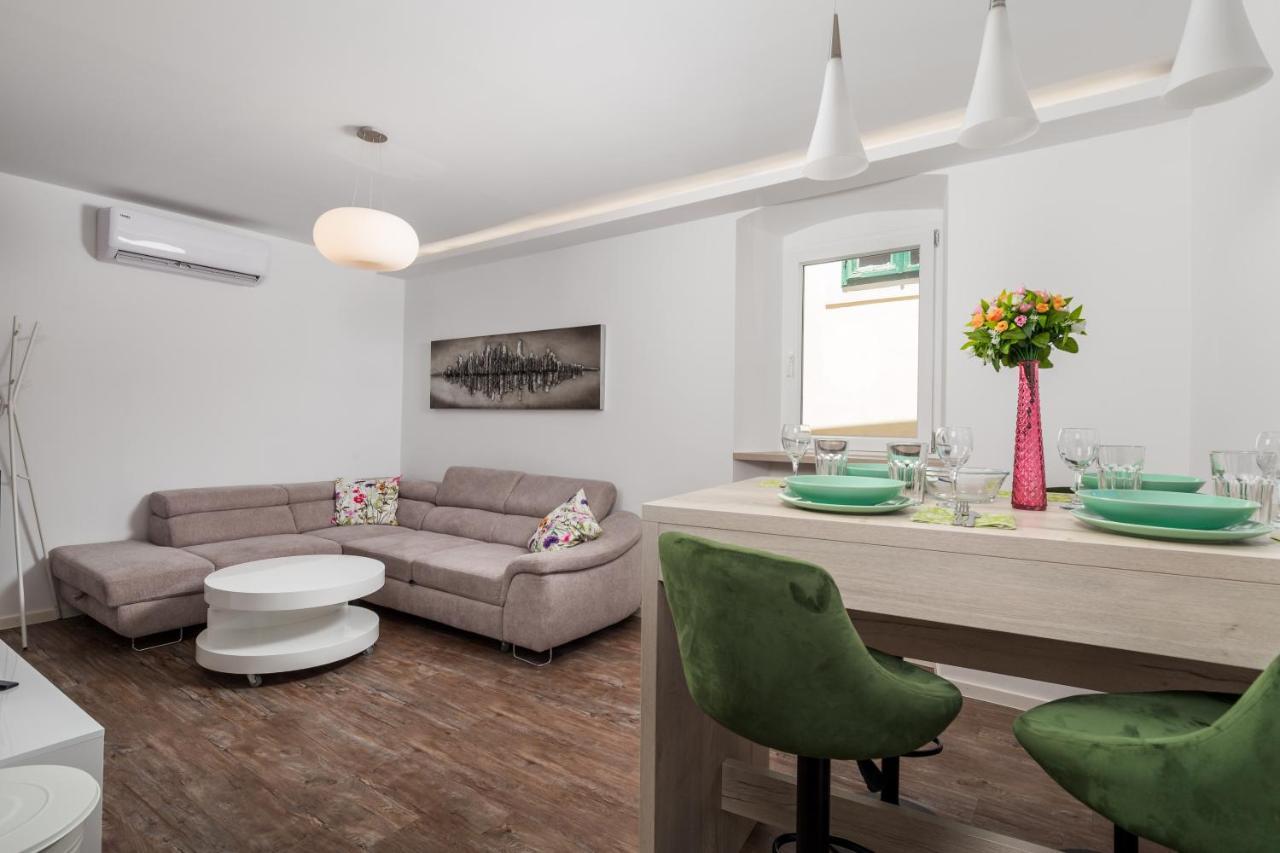 Central Apartments Dalmatina 리예카 외부 사진