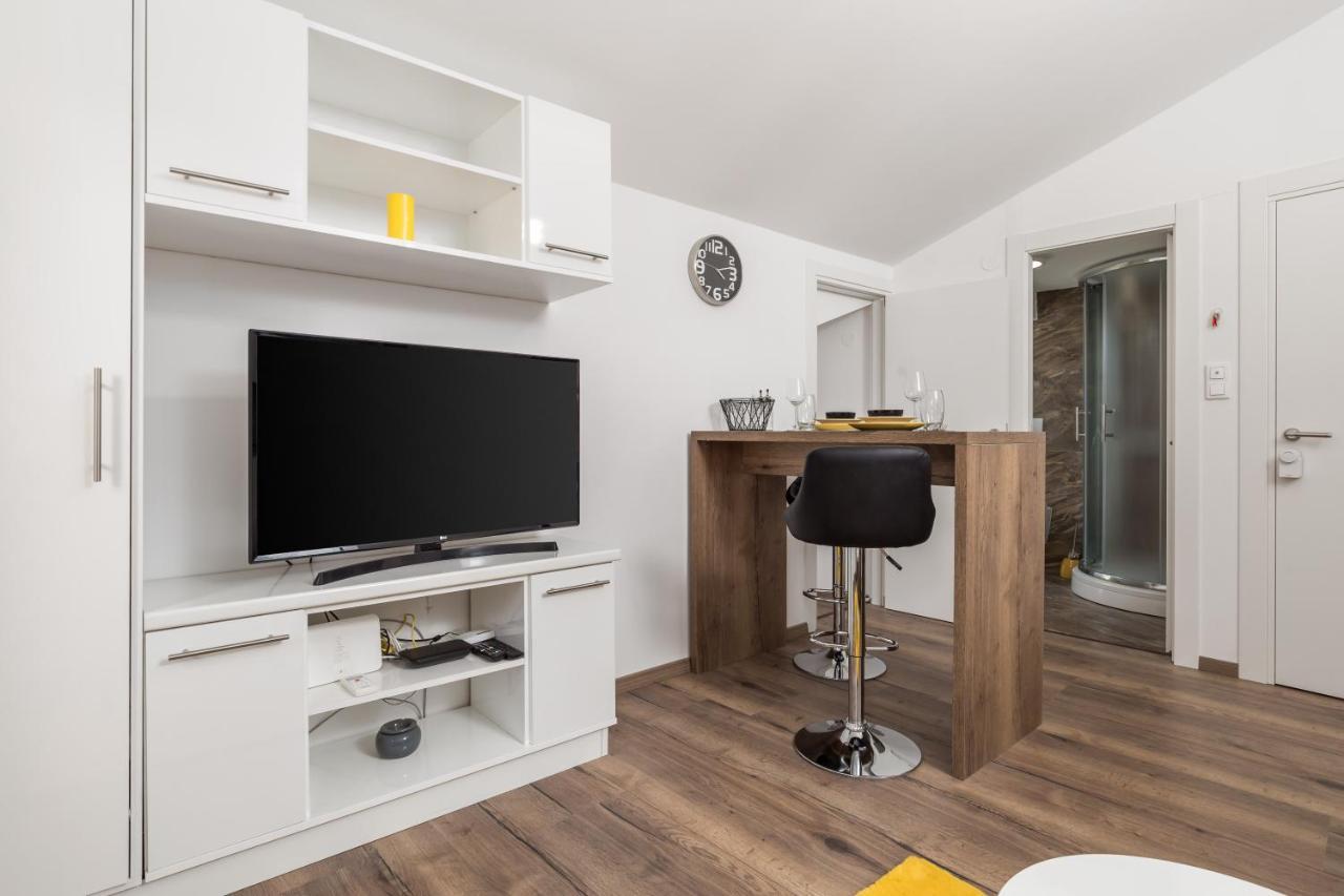 Central Apartments Dalmatina 리예카 외부 사진