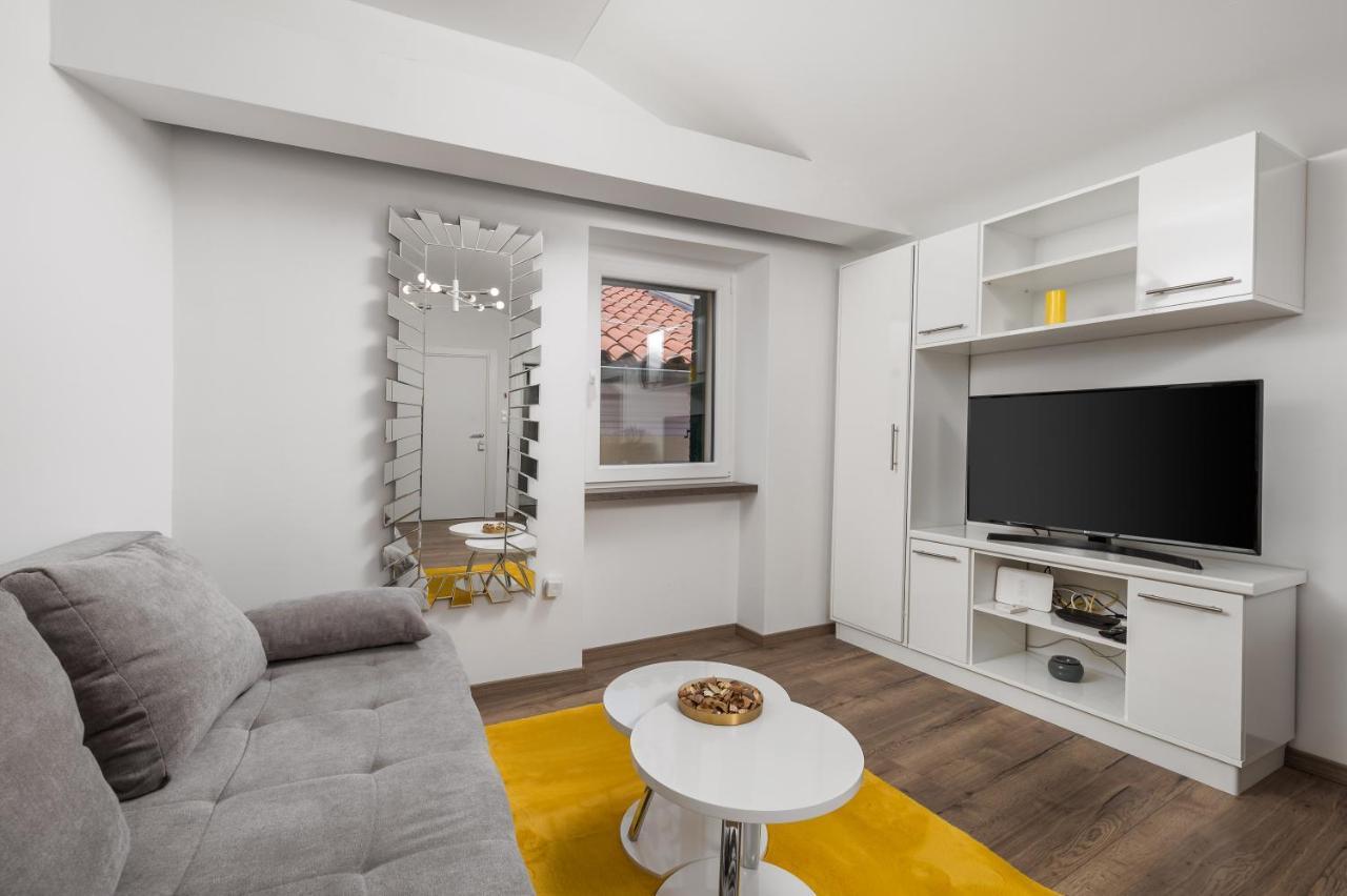 Central Apartments Dalmatina 리예카 외부 사진